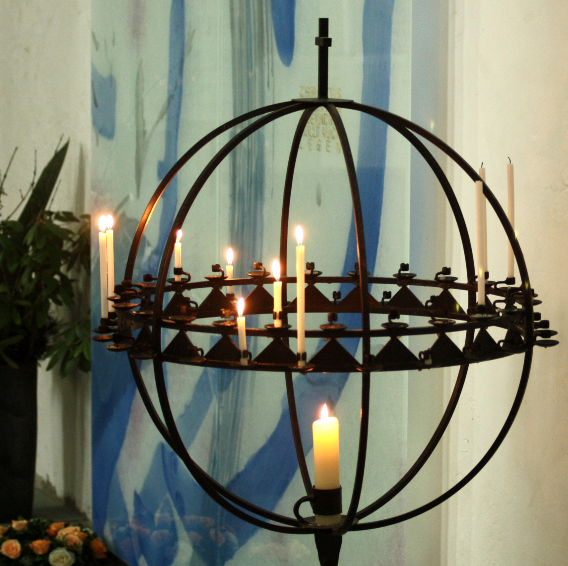 leuchter_detail_04var_klein2.jpg leuchter_detail_04var_klein2.jpg